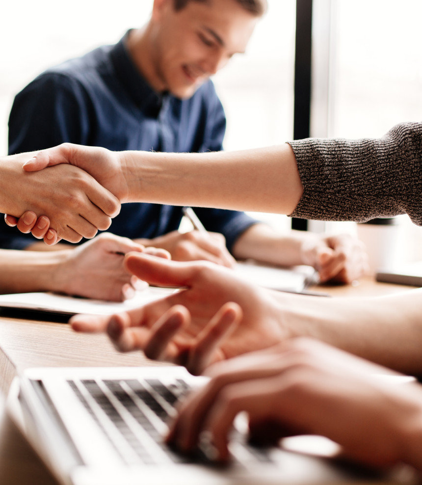 Expand Your Business with cutting-edge smart Ev Chargers from Aixine.